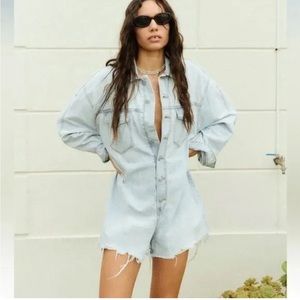 ZARA TRF DENIM SHORT JUMPSUIT Women’s Sz M Baggy fit short shorts